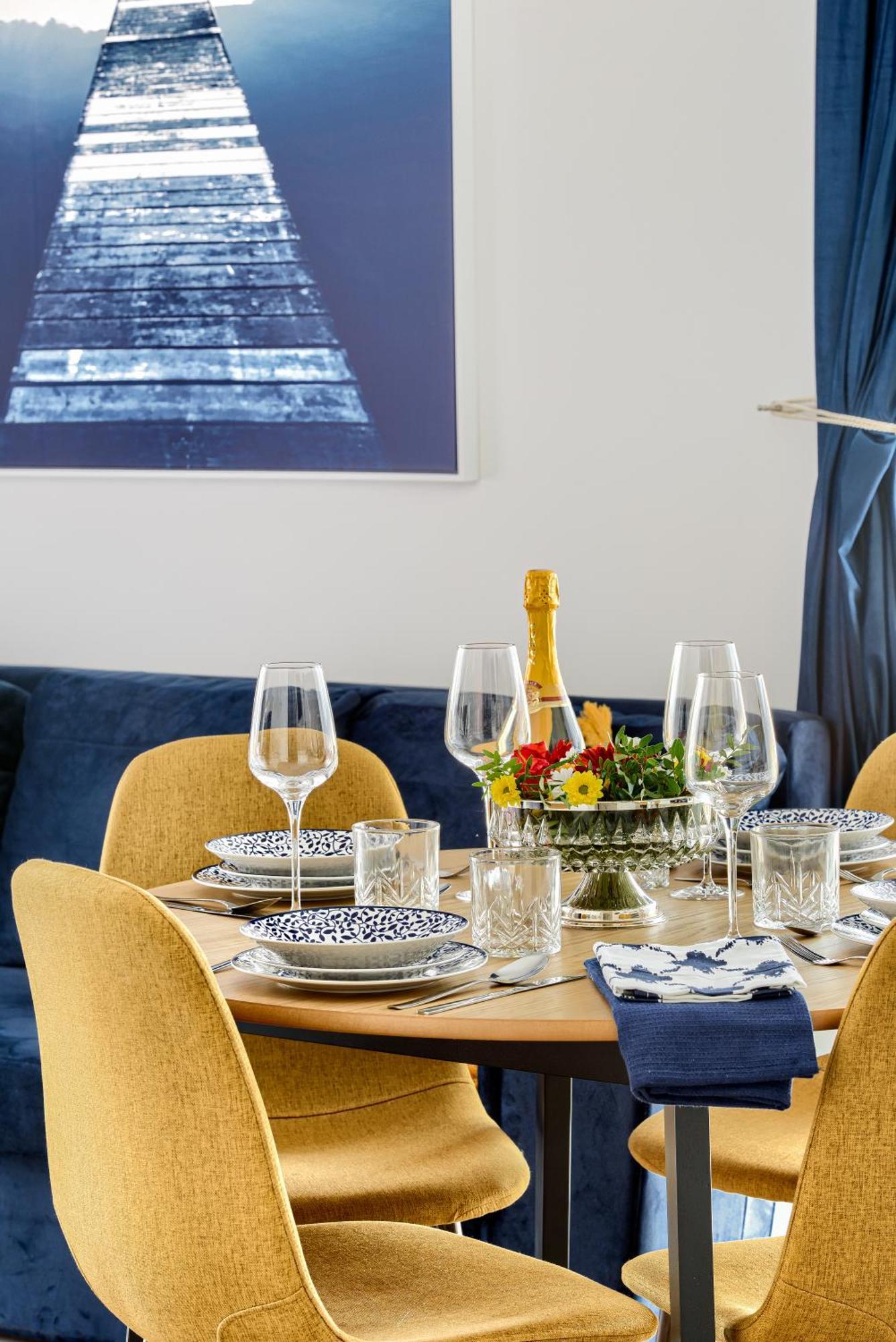 Ari Navy Apartment - High-End Residence อาราด ภายนอก รูปภาพ