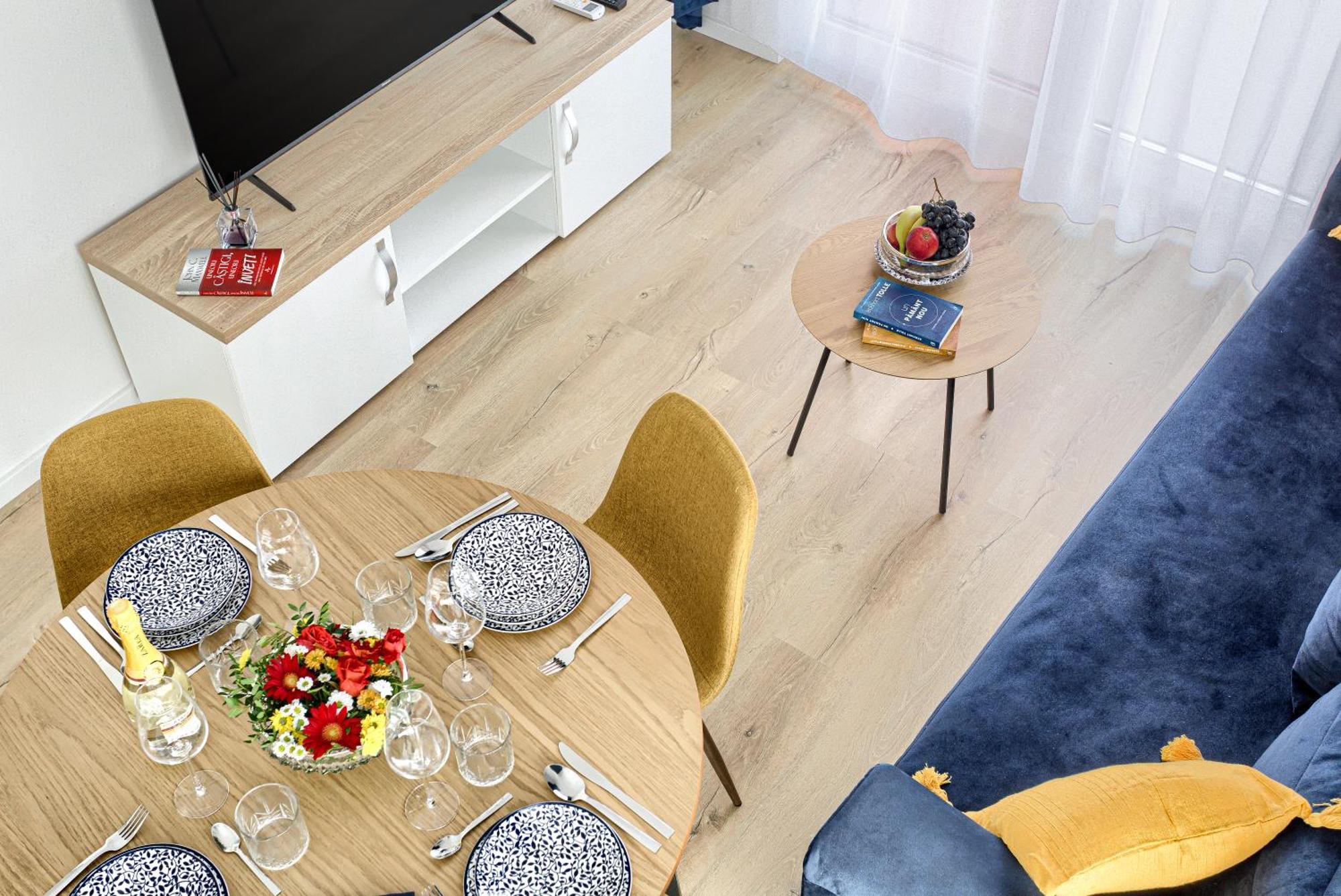 Ari Navy Apartment - High-End Residence อาราด ภายนอก รูปภาพ