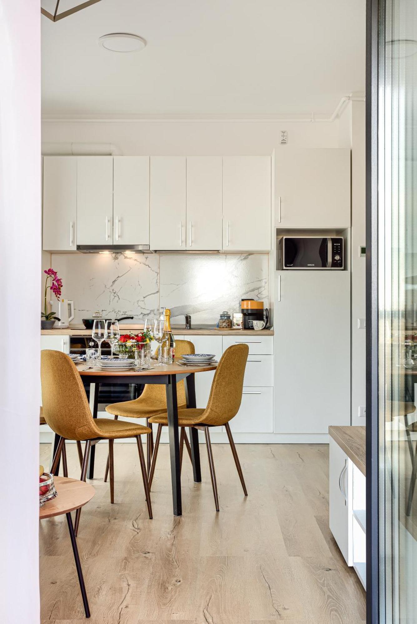 Ari Navy Apartment - High-End Residence อาราด ภายนอก รูปภาพ